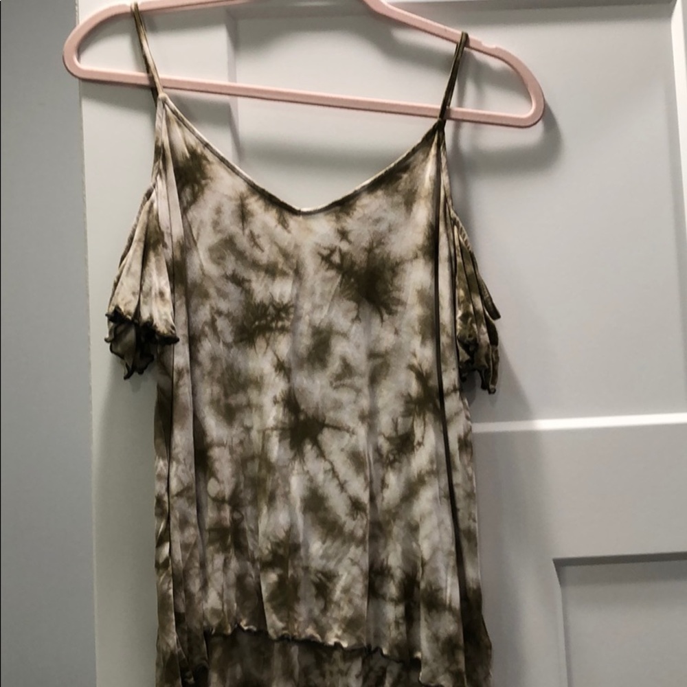 Cold shoulder t shirt
